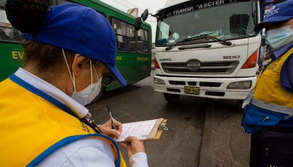 Se intensificó las acciones de control para la erradicación del transporte informal de mototaxis. Foto: Municipalidad de Lima