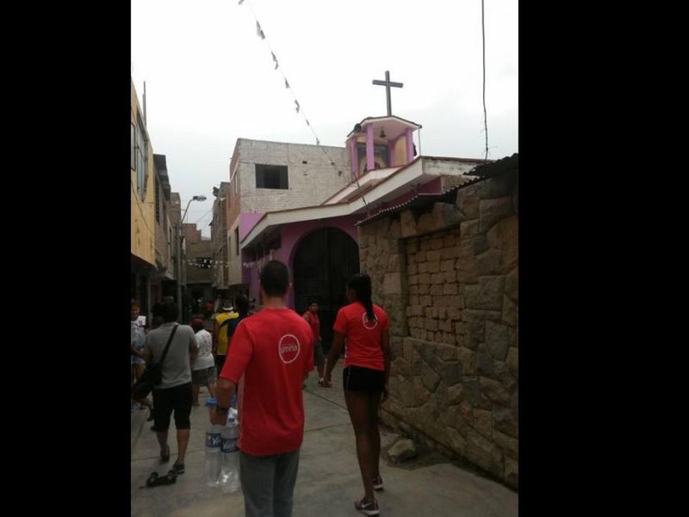 Selección nacional de vóleibol ayudó a damnificados de Chosica [FOTOS] 