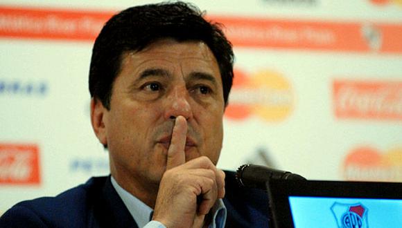 Los choteó: River rechazó invitación de Simeone para jugar con el Atleti