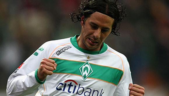 Bremen sin Pizarro cae 4-1 ante equipo de segunda división 