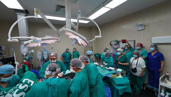 Misión Incor realiza complejas cirugías cardiovasculares a pacientes del Cusco. (EsSalud)