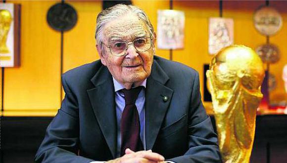 Copa Mundial de la FIFA: Fallece escultor italiano, Silvio Gazzaniga