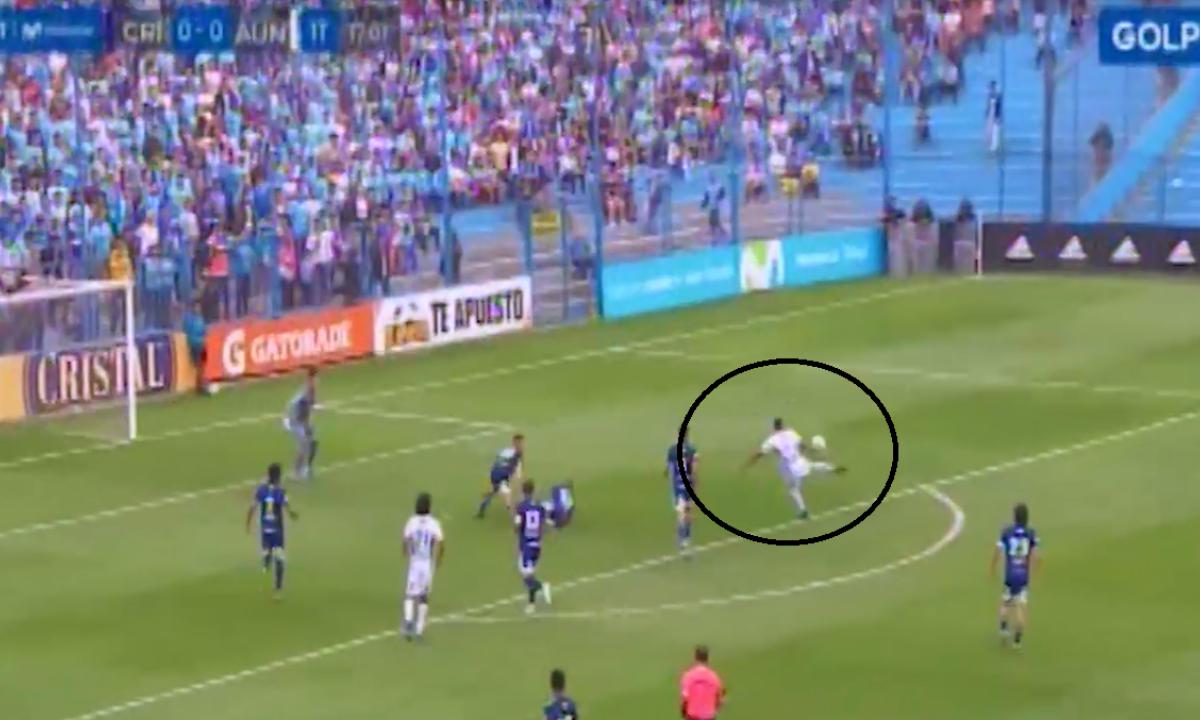 Lionard Pajoy es titular en Alianza Universidad ante Sporting Cristal | Foto: Captura