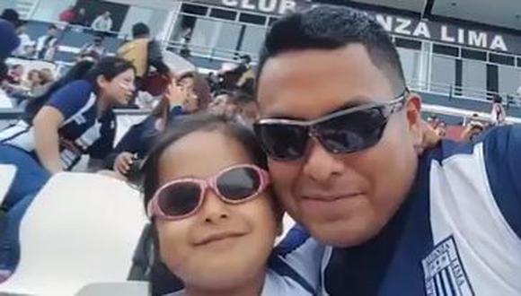 Alianza Lima saludó a los padres en su día. (Captura)