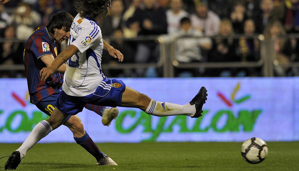 Lionel Messi vs. Zaragoza. Temporada 2009-10. (Foto: AFP)