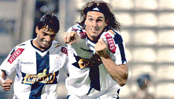 "Zlatan" Fernández se ubica en el puesto 21 del ranking mundial de goleadores y supera a delantero peruano del Bremen