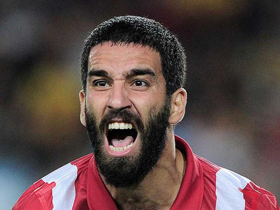 Los cambios de look de Arda Turan, nuevo volante del Barcelona [GALERÍA]