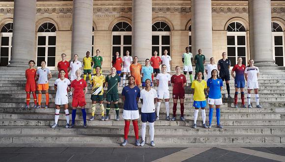Presentan uniformes de selecciones para Mundial femenino de Francia