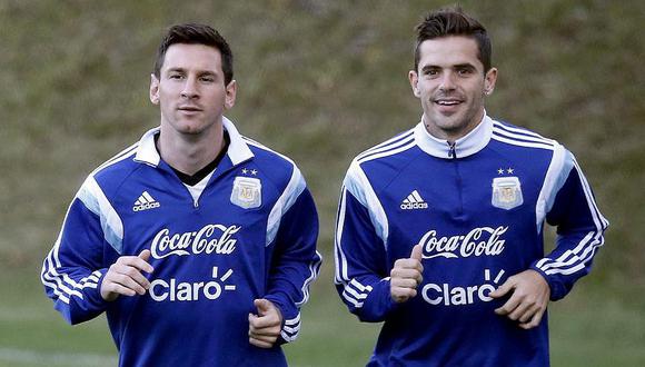 Fernando Gago: "Messi lidera Argentina con solo la mirada"