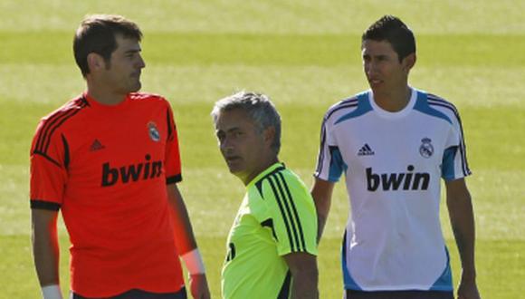 Mourinho no suelta a Iker Casillas y critica sueldo que le pagará Oporto
