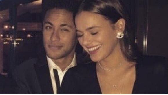 PSG: Neymar se pasó de detallista y sorprendió a su novia