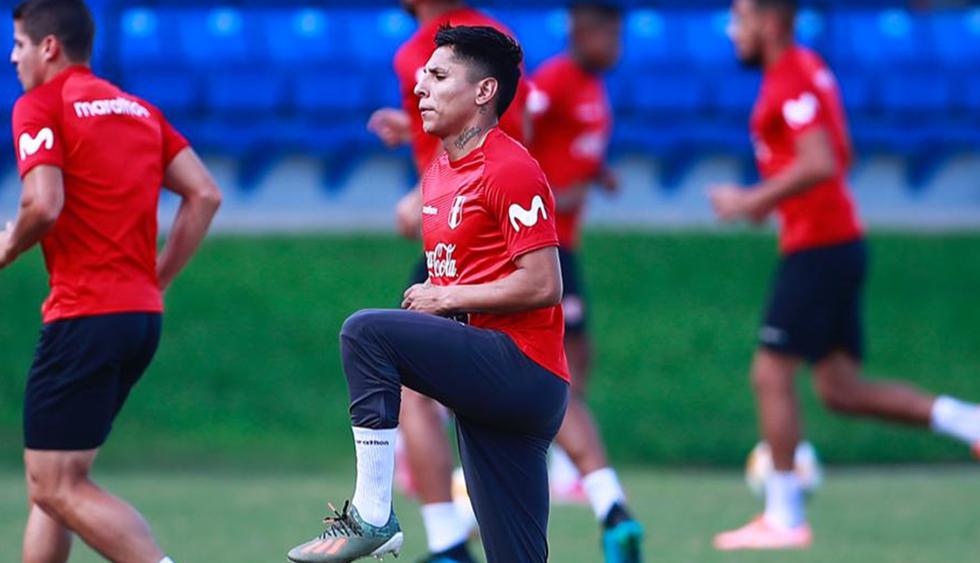 Con la presencia de Raúl Ruidíaz, el grupo tuvo si primera práctica completa. (Foto: Daniel Apuy, enviado especial / GEC)