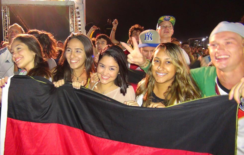 Así se vivió la final del Mundial Brasil 2014 en Copacabana [FOTOS]
