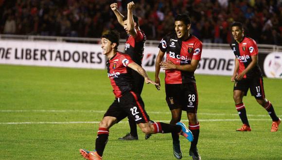 Copa Libertadores: Melgar ya está en Santiago para enfrentar a Colo-Colo