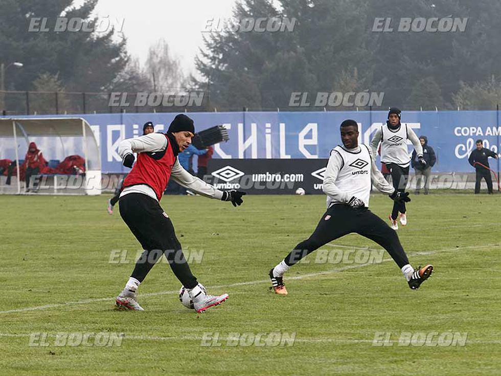 Selección peruana entrenó a 3 grados en Temuco para enfrentar a Brasil [VIDEO]
