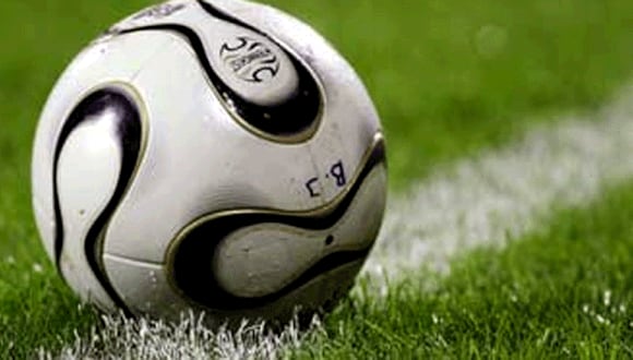 Inglaterra considera implantar tecnología de línea de gol en 2012 
