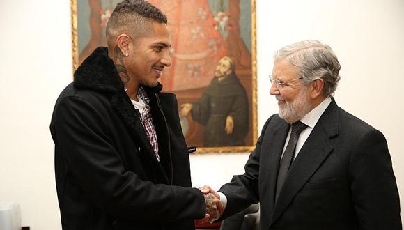 Paolo Guerrero se reunió con el Tribunal Constitucional [FOTOS]