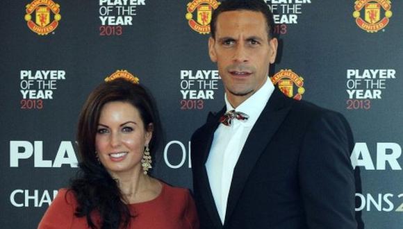 Rio Ferdinand se retira del fútbol y agradece a su esposa fallecida