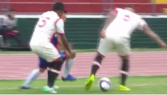 Juan Vargas y la huacha que le hicieron antes del primer gol [VIDEO]