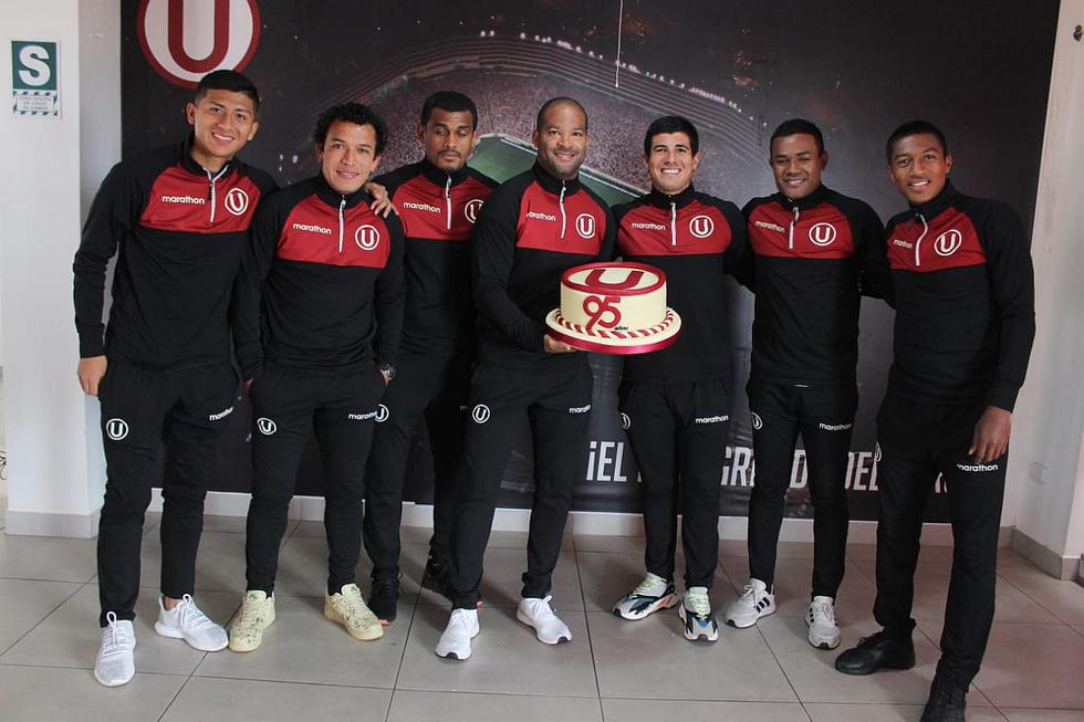 Así celebraron los jugadores de Universitario su aniversario número 95 de historia | FOTOS