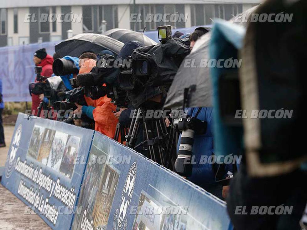 Selección peruana entrenó a 3 grados en Temuco para enfrentar a Brasil [VIDEO]