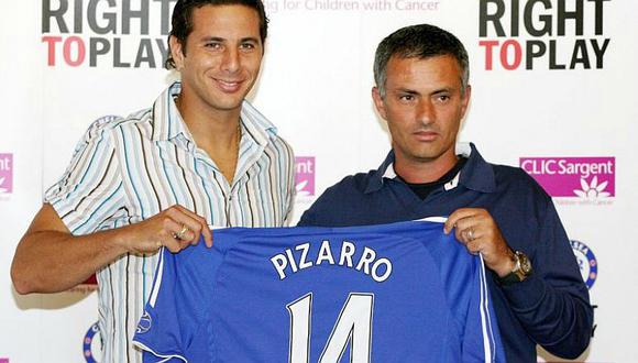 Claudio Pizarro: un día como hoy hace 10 años fichó por el Chelsea [FOTO]