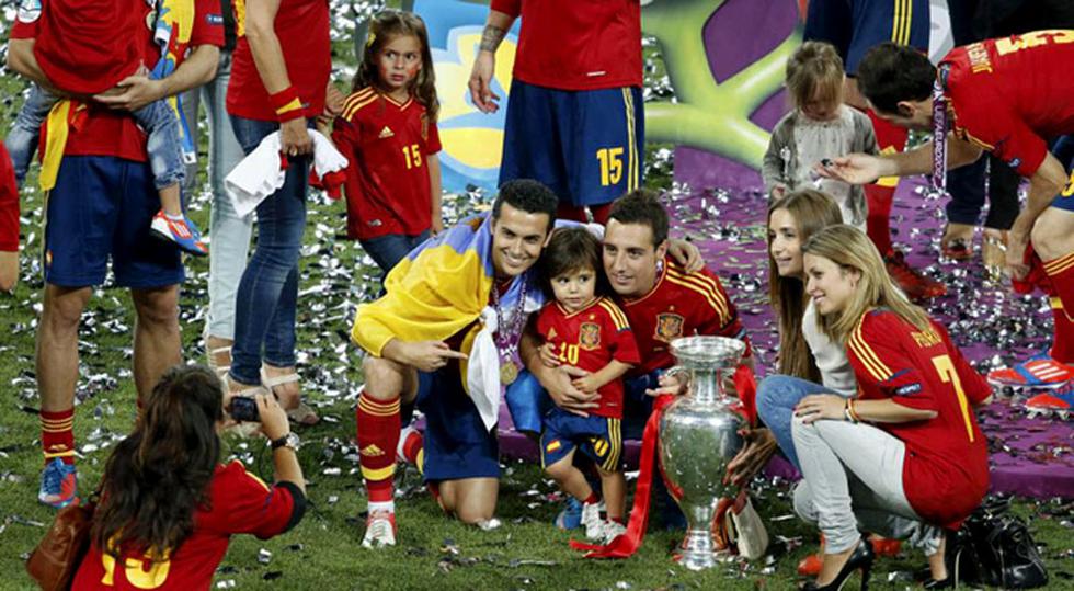 HABLAN LAS IMÁGENES: Jugadores de España celebraron con esposas e hijos