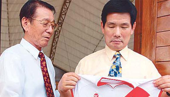 Cheol Yong Kim afirma que matadora le faltó el respeto y por eso la echó de la selección