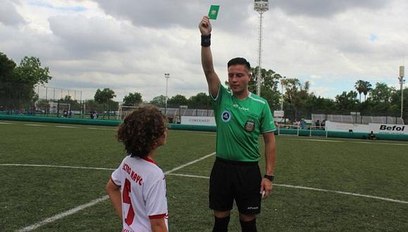 Argentina revoluciona el fútbol implementando la 'tarjeta verde'