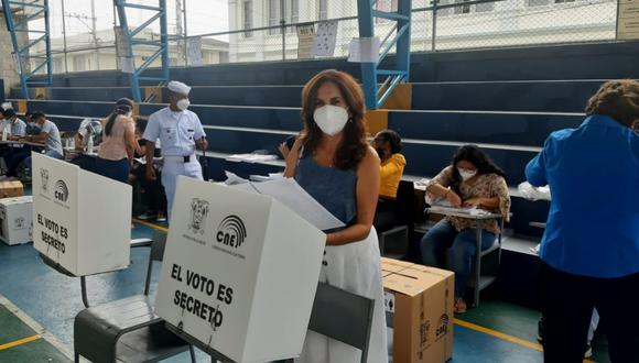 Hoy se realizan las elecciones presidenciales 2021 en Ecuador y acá te contamos cuáles son los horarios y lugares de votación. FOTO: Twitter