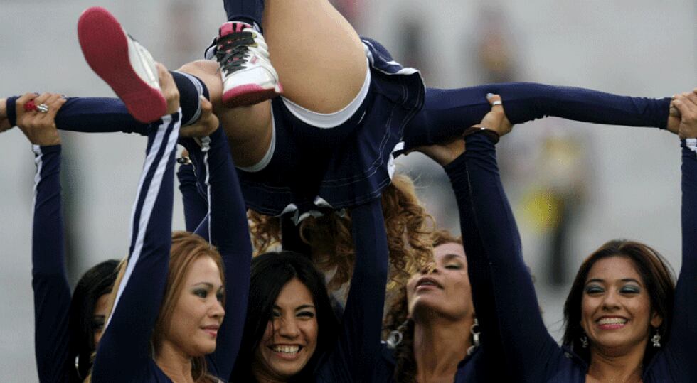 Fotos: Las porristas de Alianza Lima en acción