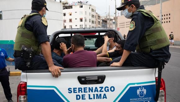A través de la suscripción de un convenio entre la Municipalidad de Lima y la Policía Nacional se podrá concretar el apoyo de agentes policiales en sus días de franco y vacaciones para los patrullajes. (Foto: Municipalidad de Lima)