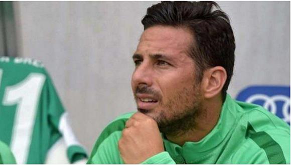Claudio Pizarro reapareció como titular en derrota del Werder Bremen
