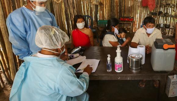 Con el inicio de la vacunación en comunidades nativas del país se busca frenar las muertes por COVID-19 en estas zonas alejadas. (Foto: Minsa)