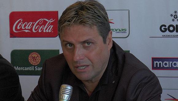 Ángel Guillermo Hoyos es el nuevo técnico de la U. de Chile
