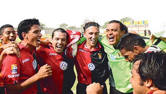 Club arequipeño derrotó por 3-1 a Alianza Atlético en Piura, con dos goles de Meza Cuadra 