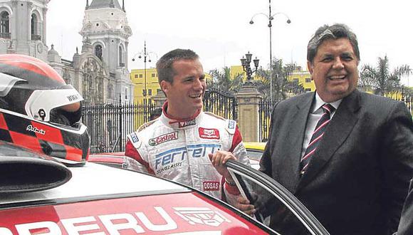 Alan García y tetracampeón fuchs estuvieron en lanzamiento de premio "presidente de la república"