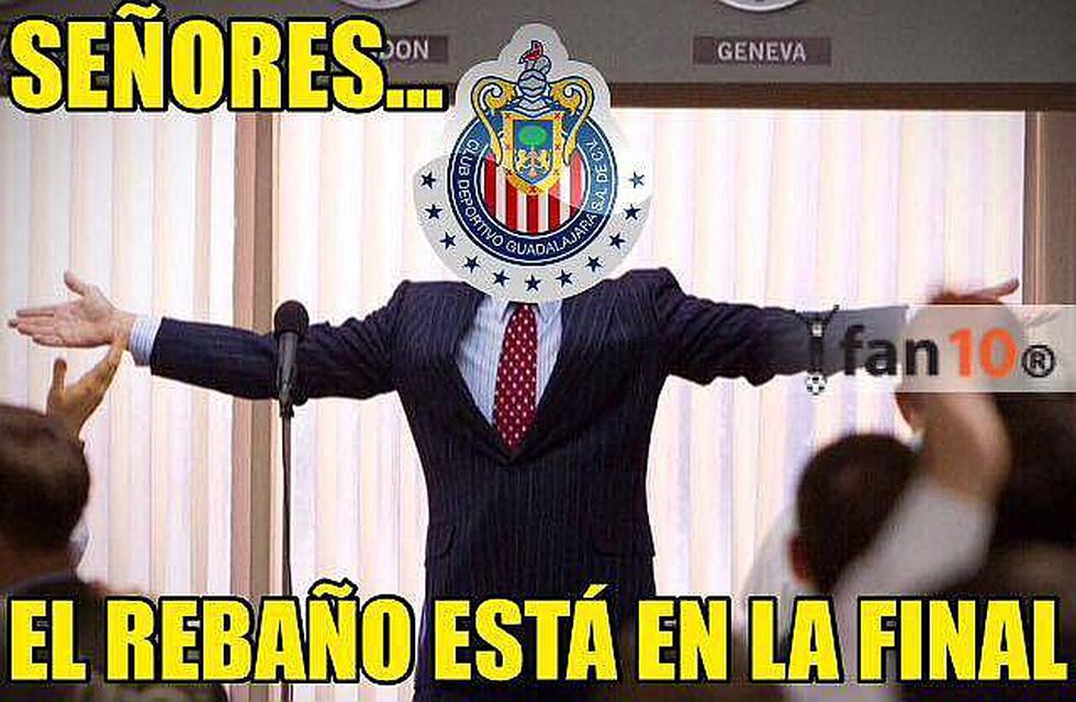 Luis Advíncula: Los mejores memes de la final Chivas vs. Tigres [GALERÍA]
