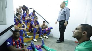 Alianza Lima vs. A. Universidad | Jugadores visitantes denunciaron fuga de gas y recibieron charla en escaleras [VIDEO]