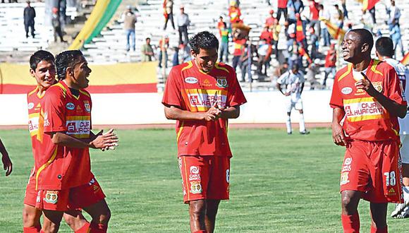 Sport Huancayo sigue imbatible en casa y ayer goleó 3-0 a Inti Gas