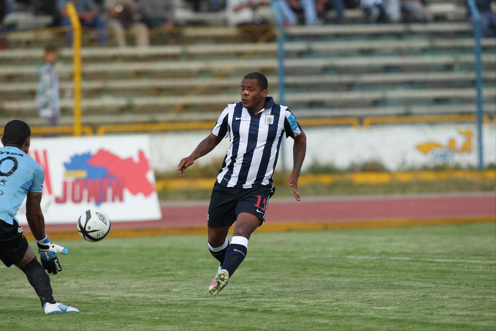 Pablo Bengoechea se refiere a posible regreso de Wilmer Aguirre: "Sé que quiere volver, ojalá pueda cumplirlo algún día"