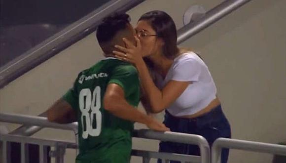 YouTube VIRAL | Brasileño Wanderson celebró gol besando a su novia y árbitro le anula el tanto | VIDEO