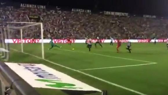 Universitario de Deportes: Mira el gol que se perdió Diego Manicero [VIDEO]