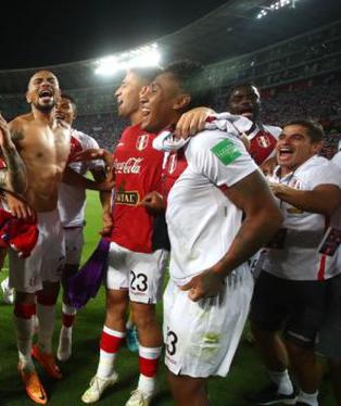 Perú jugará con Australia o Emiratos Árabes Unidos en el repechaje para llegar al Mundial. (Foto: FPF)