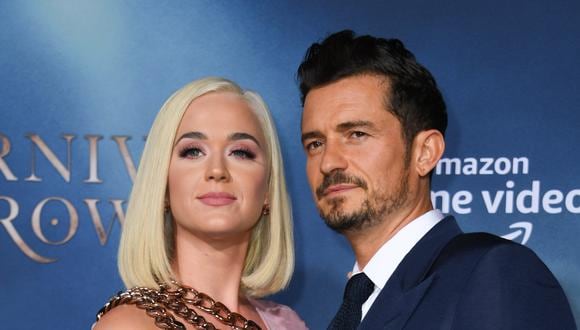 Orlando Bloom y Katy Perry revelando el sexo de su bebé. (Foto: AFP)