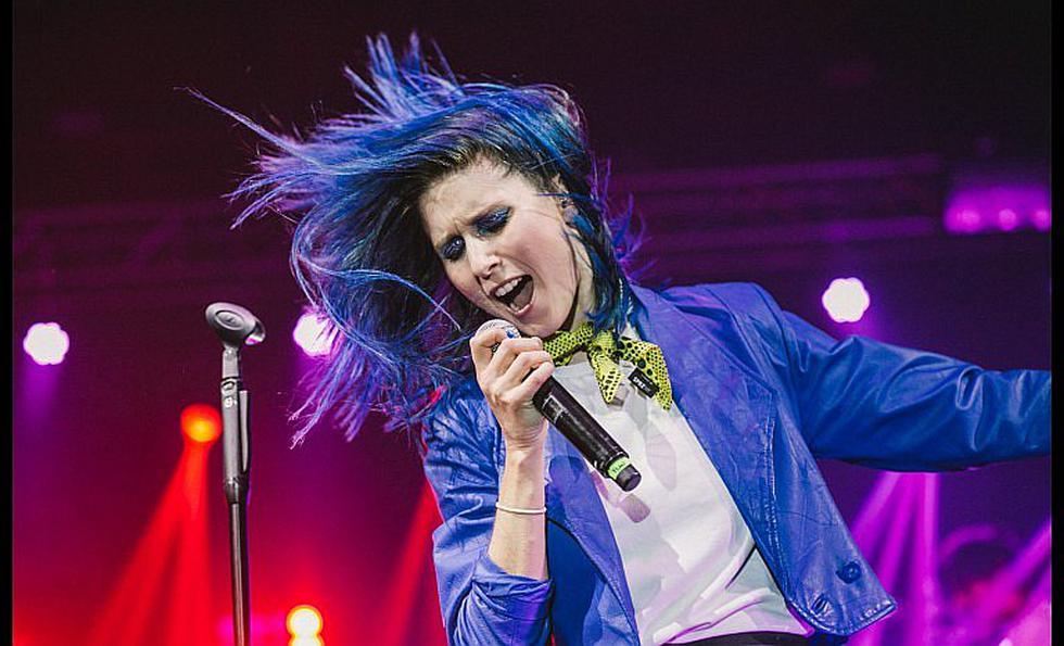 Conoce a Francisca Valenzuela, la cantante chilena que estuvo en la clausura de los Panamericanos Lima 2019 | VIDEO