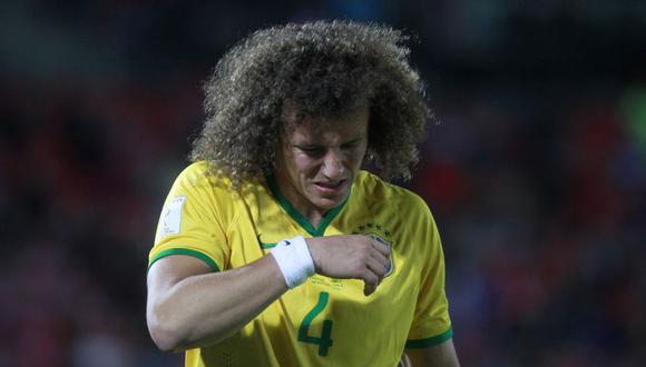 Brasileño David Luiz también se perderá duelos ante Real Madrid por lesión