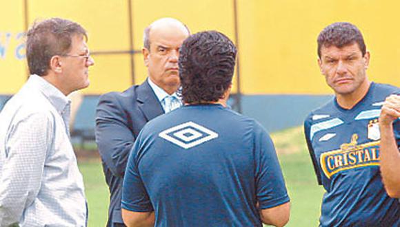 Dirigente Grados reitera apoyo al "Chino"  