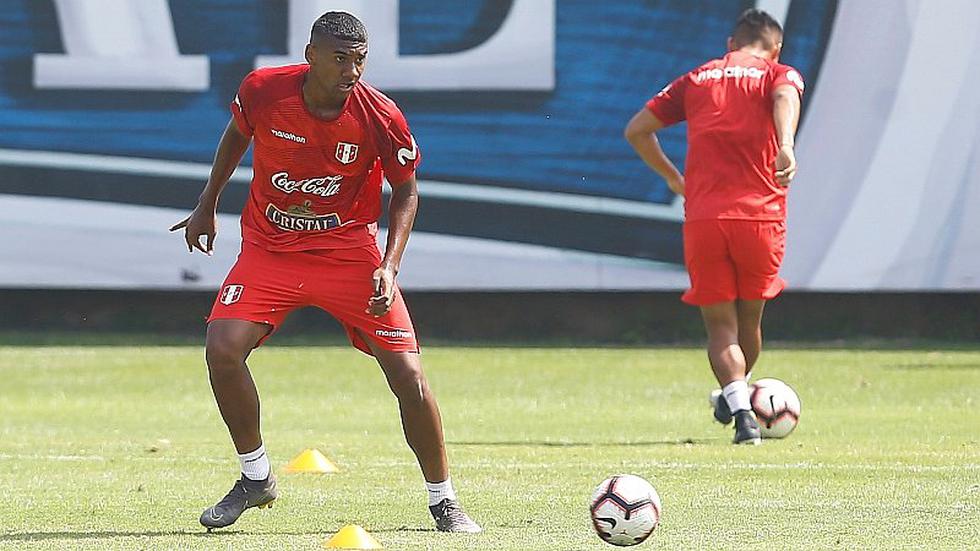 Perú empató 2 a 2 ante Honduras, que marcó dos goles en los tiempos de descuento