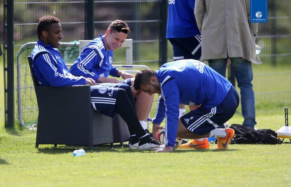 Jefferson Farfán retornó a los entrenamientos del Schalke 04